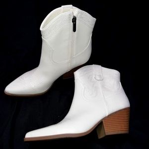 Womens Cowgirl Booties
